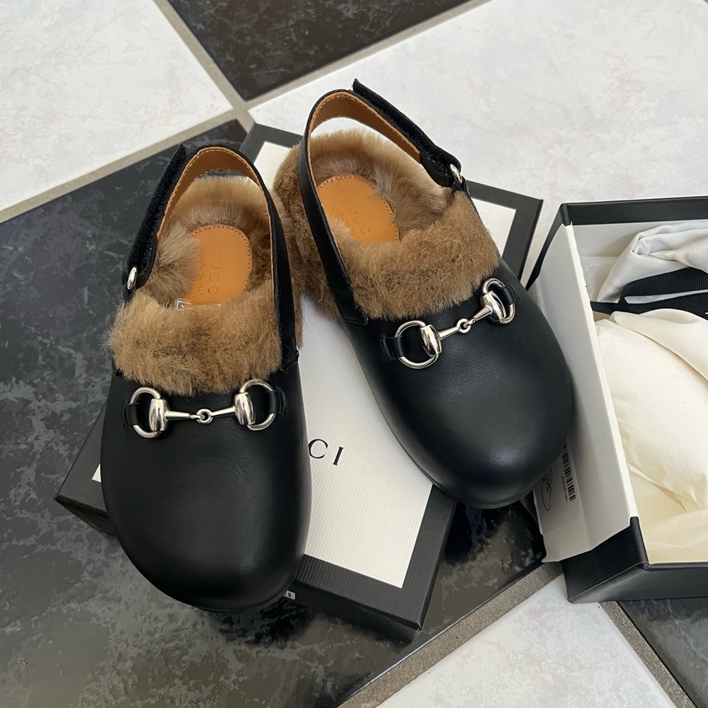 NIB 100% AUTH Gucci Kids Black Leather Mules with Brown Fur Trim Sz 26